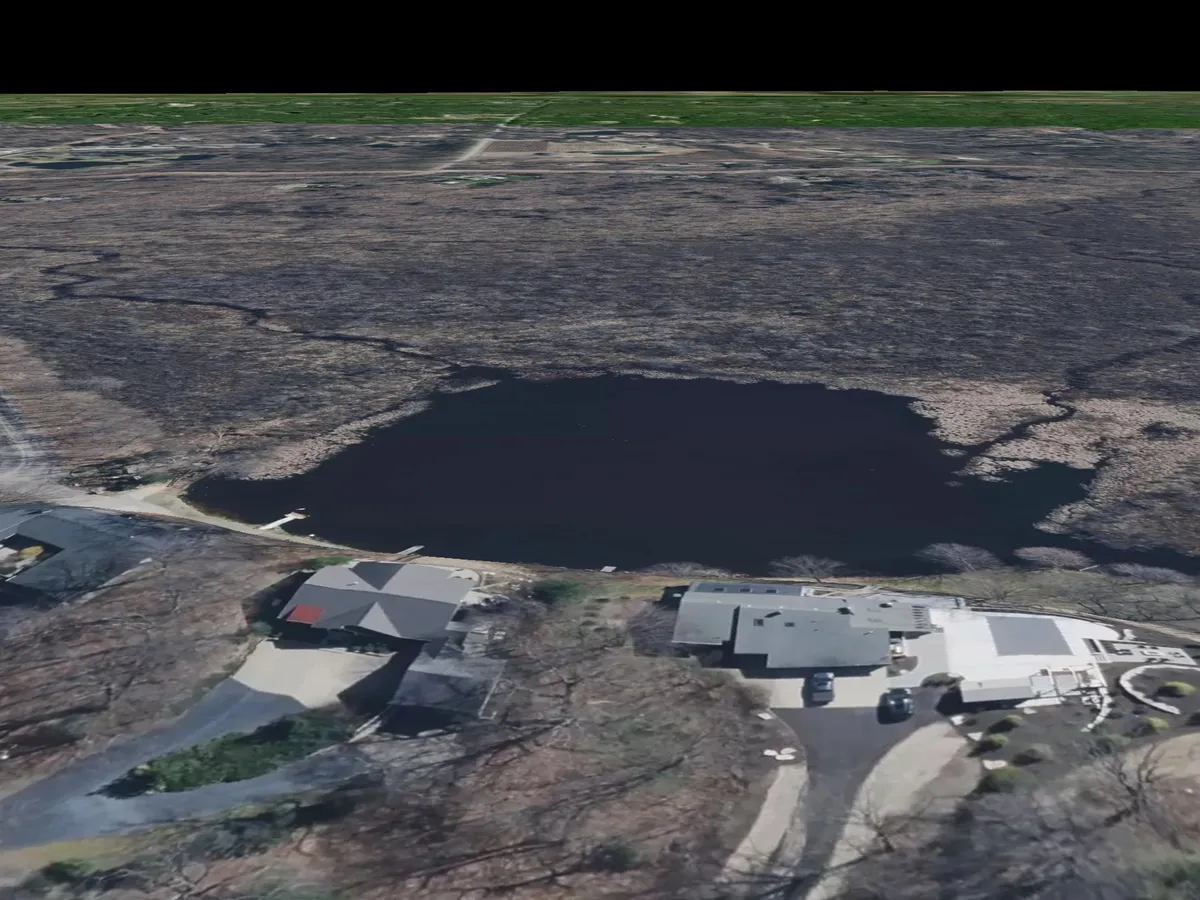 Sloan Pond photo 1