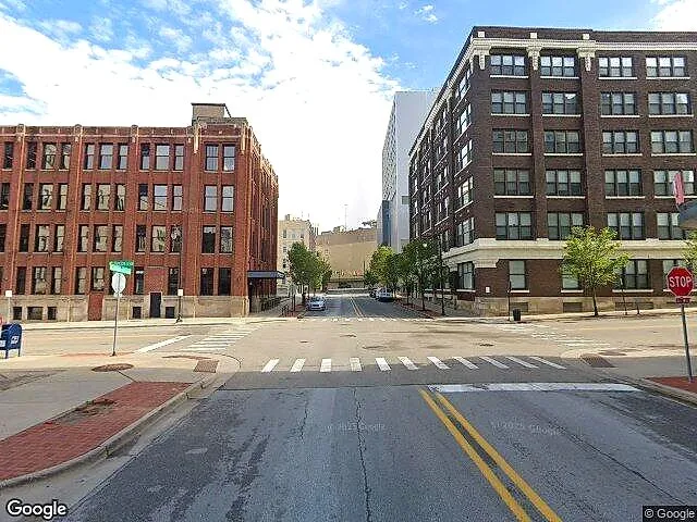 38 Commerce photo 1