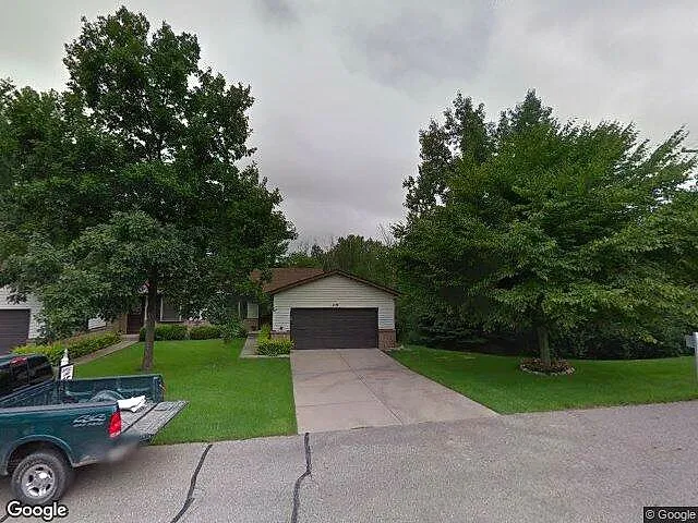 Dean Lake Woods Condominiums photo 9