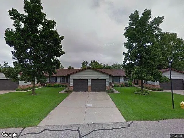 Dean Lake Woods Condominiums photo 10