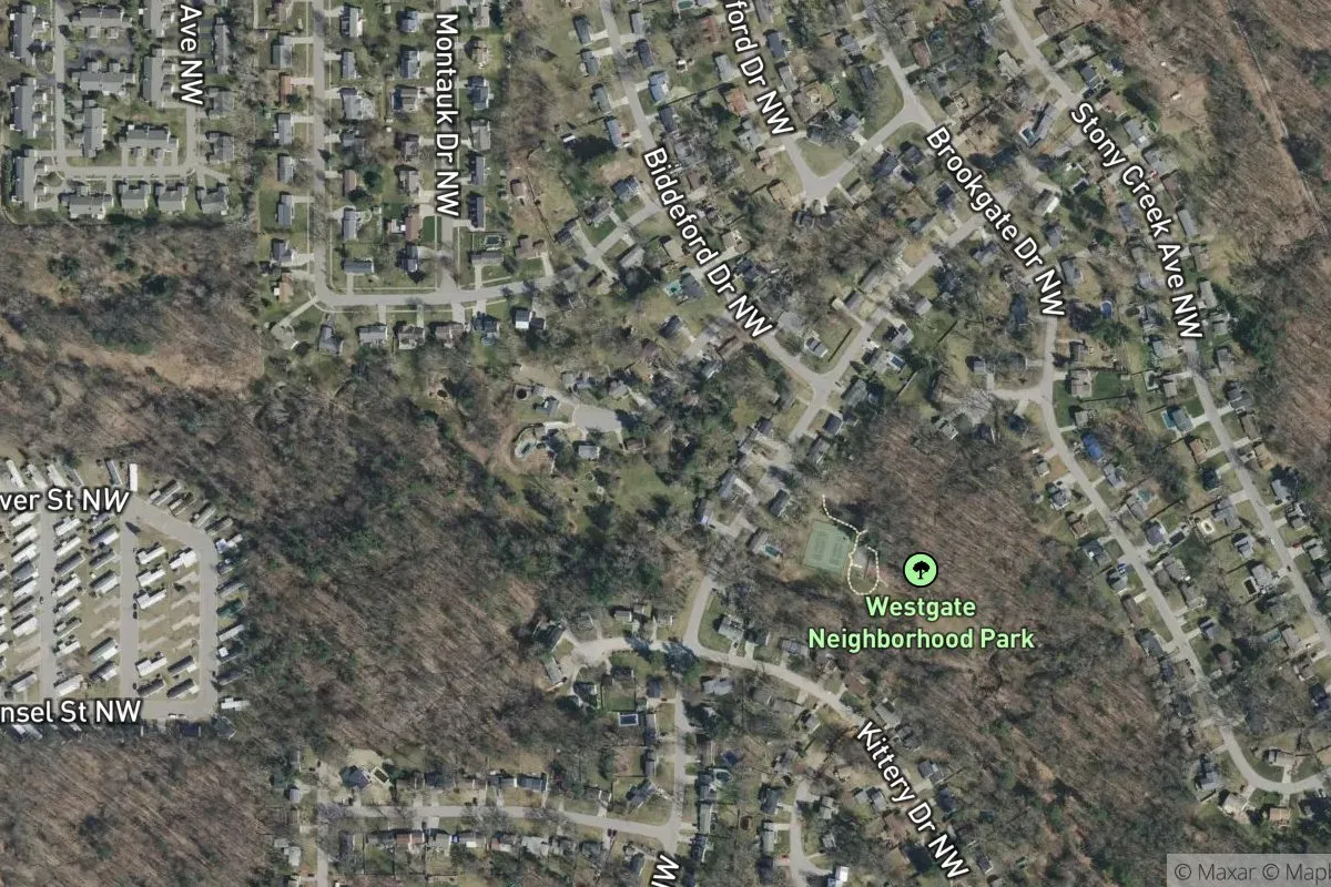 Westgate Village No.5 photo 1
