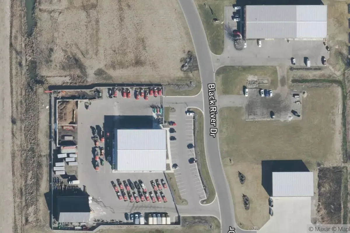 Adams Street Commerce Park photo 1