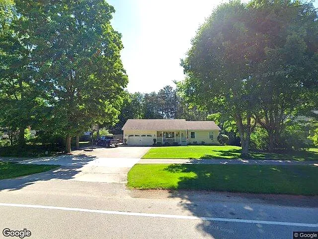 Beach Woods photo 1