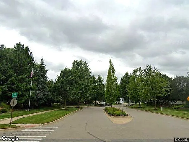 Carlisle Crossings North Site Condominiums photo 4