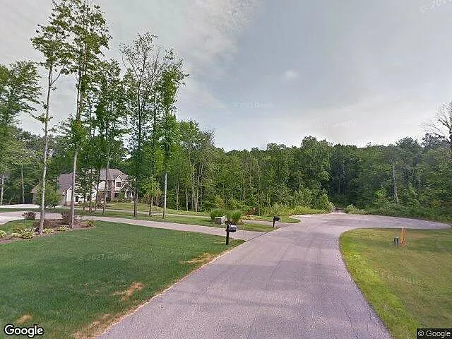 Fairbanks Estates Site Condominium photo 10