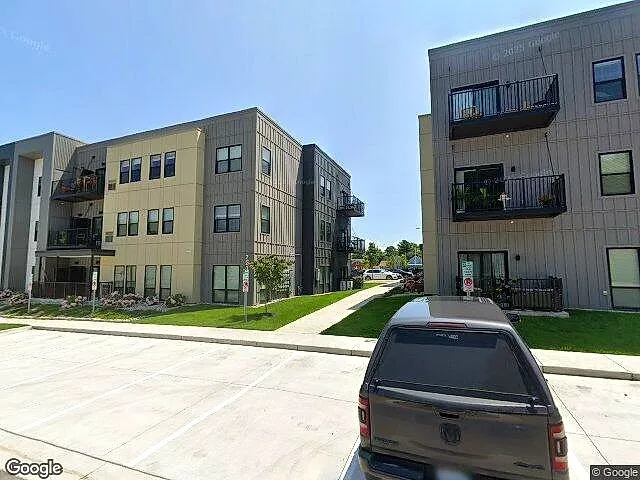 HARBORFRONT CONDOS photo 6