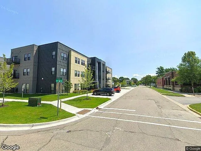 HARBORFRONT CONDOS photo 8