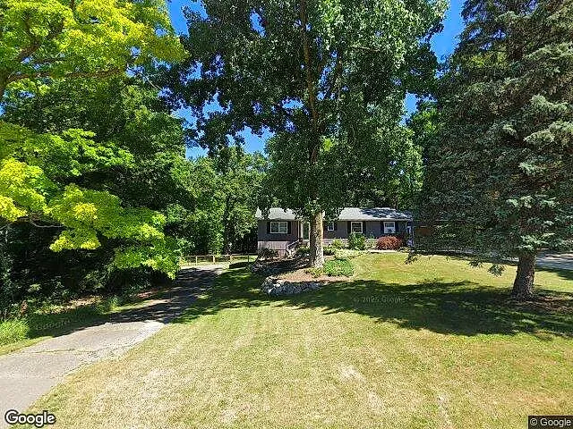 Courtland Hills photo 1