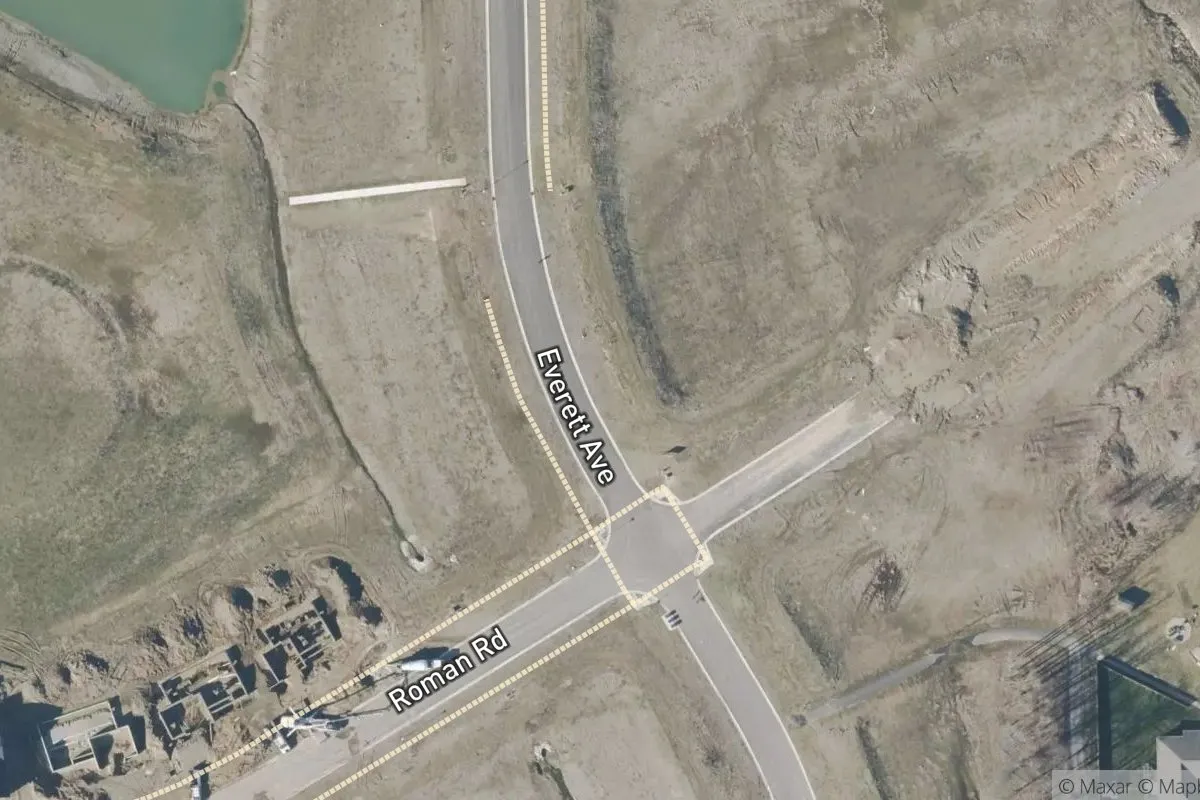 Dewpointe West No. 4 photo 1