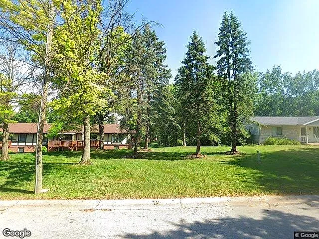 Grosse Pointe Estates Condominiums photo 7