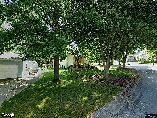 Grosse Pointe Estates Condominiums photo 9