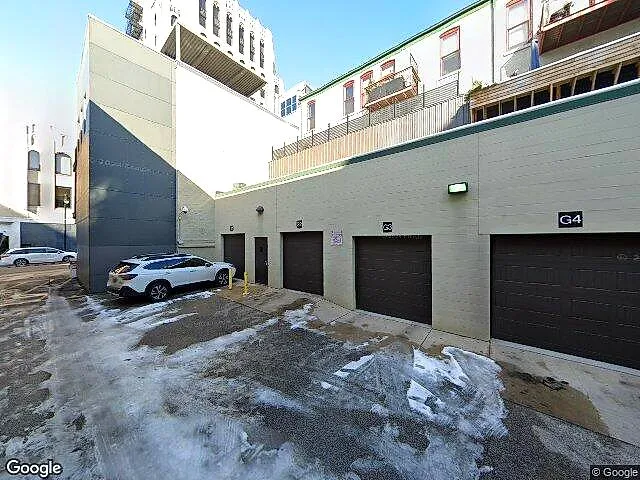 Front Row Condominiums photo 8