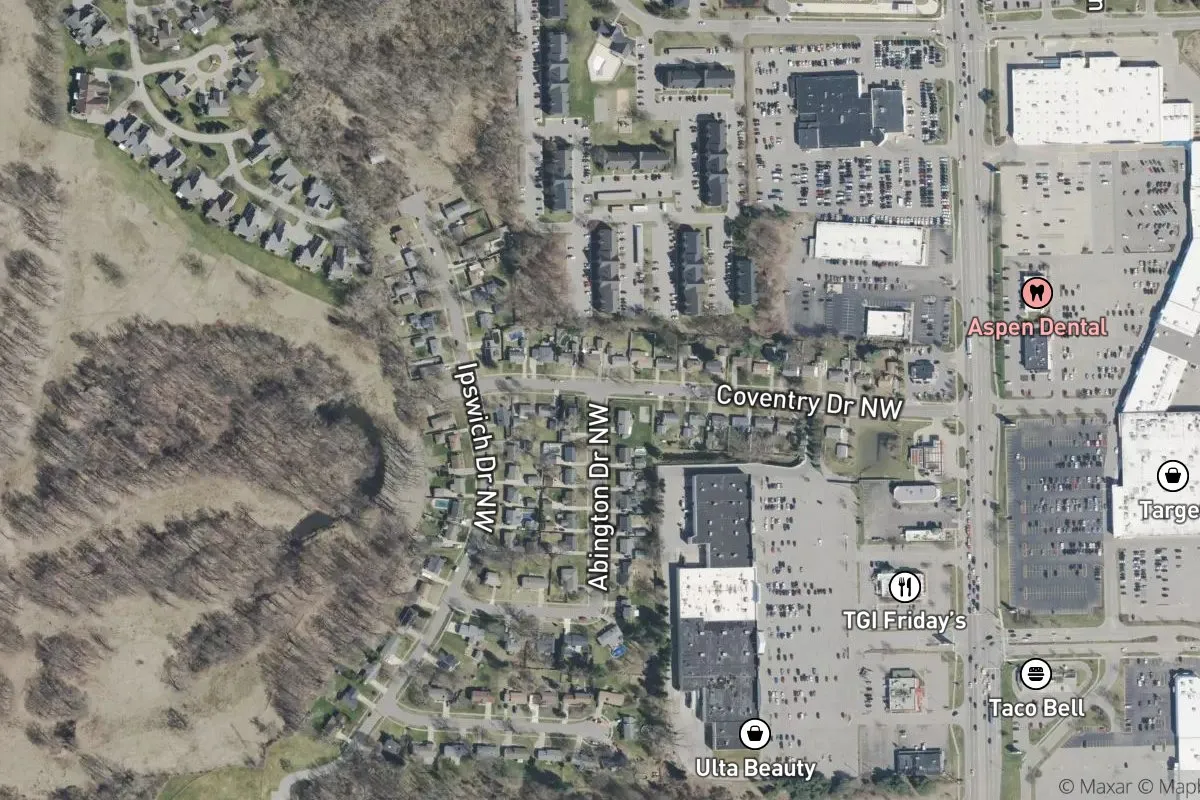 English Hills photo 1