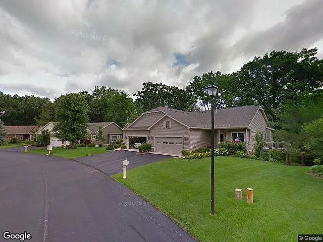 Cross Creek Greens Condominiums photo 1