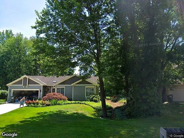 Ada Meadows photo 6
