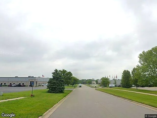 76th Street Industrial Center photo 4