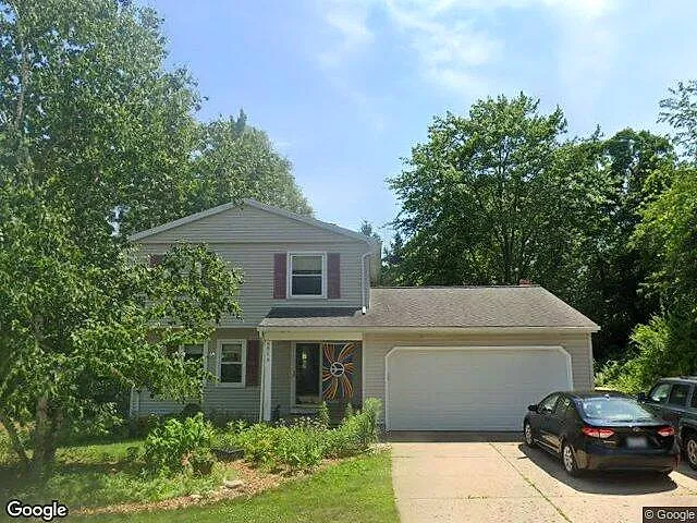 Adacroft Commons photo 12