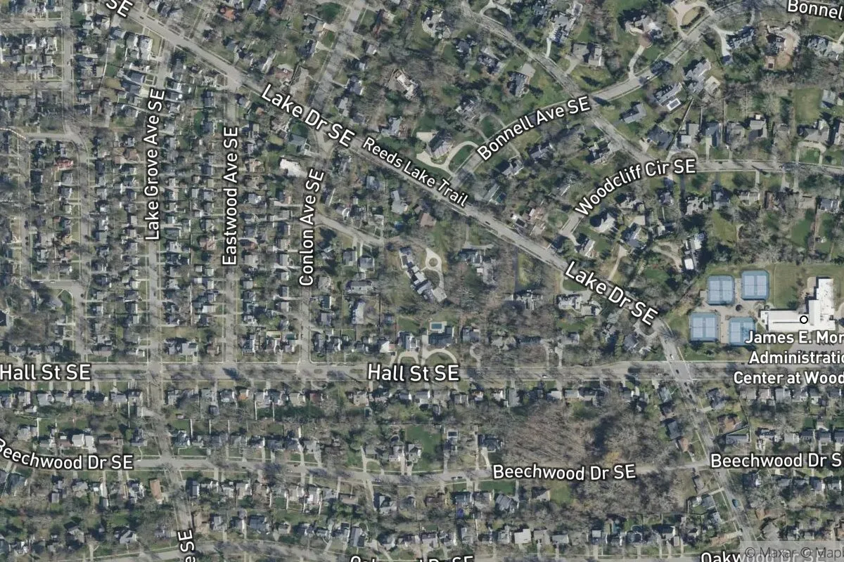 Wege Estates photo 1