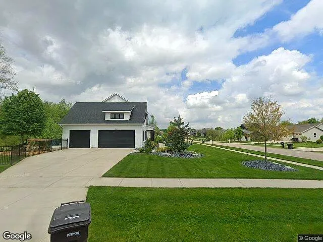 EAGLES ROOST CONDOS photo 5