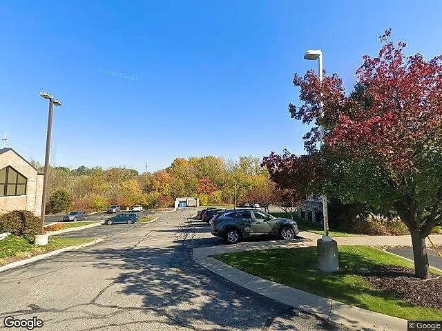 330 East Beltline photo 9