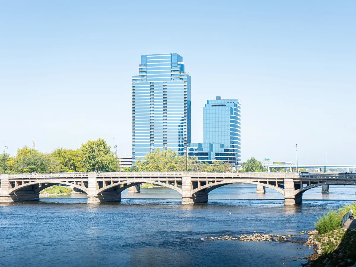 Grand Rapids photo 2