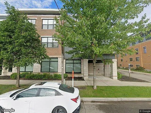 435 Lagrave Condominium photo 3