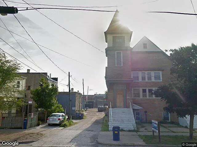 540 Leonard Condominium photo 6