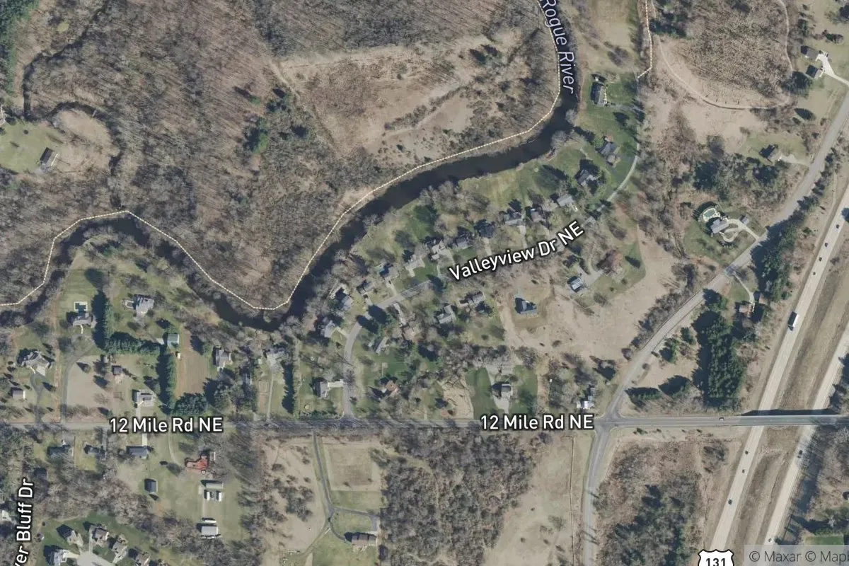 Rogue River Estates photo 1