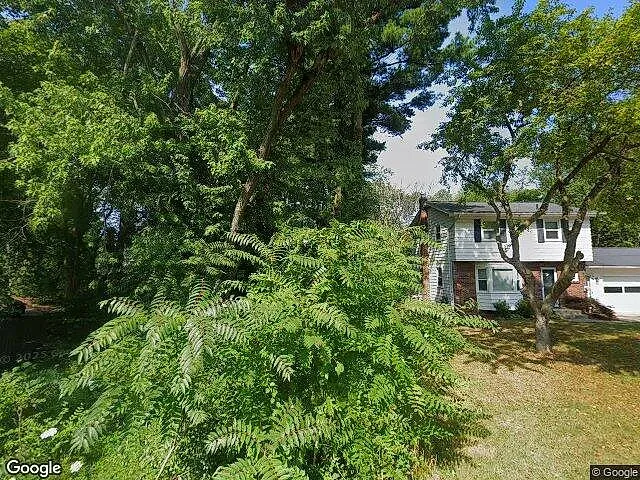 Ada Place Condominiums photo 3