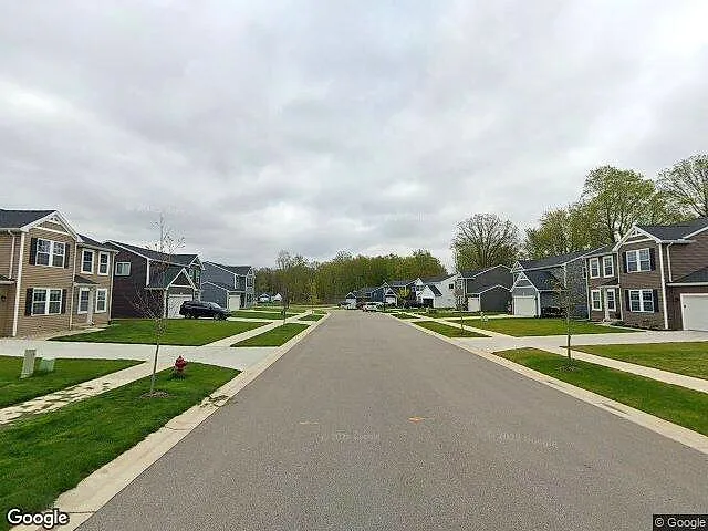 Alderwood Place photo 3