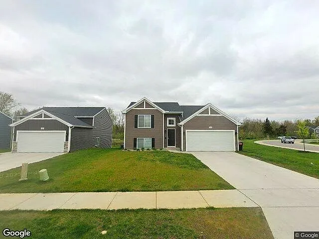 Alderwood Place photo 9