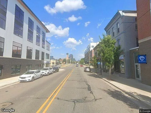 Full of Green Gold Condos photo 1