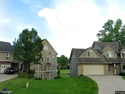 Bella Vista Cove Condominiums