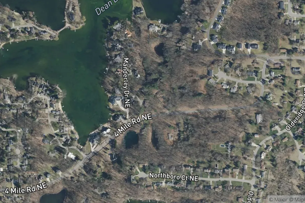 Dean Lake Gardens photo 1