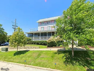 Brezza Di Lago Condos