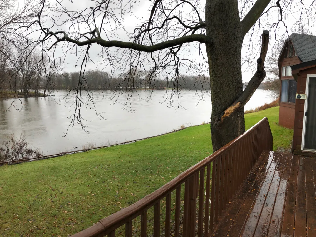 Grand Isle Lake Area photo 2