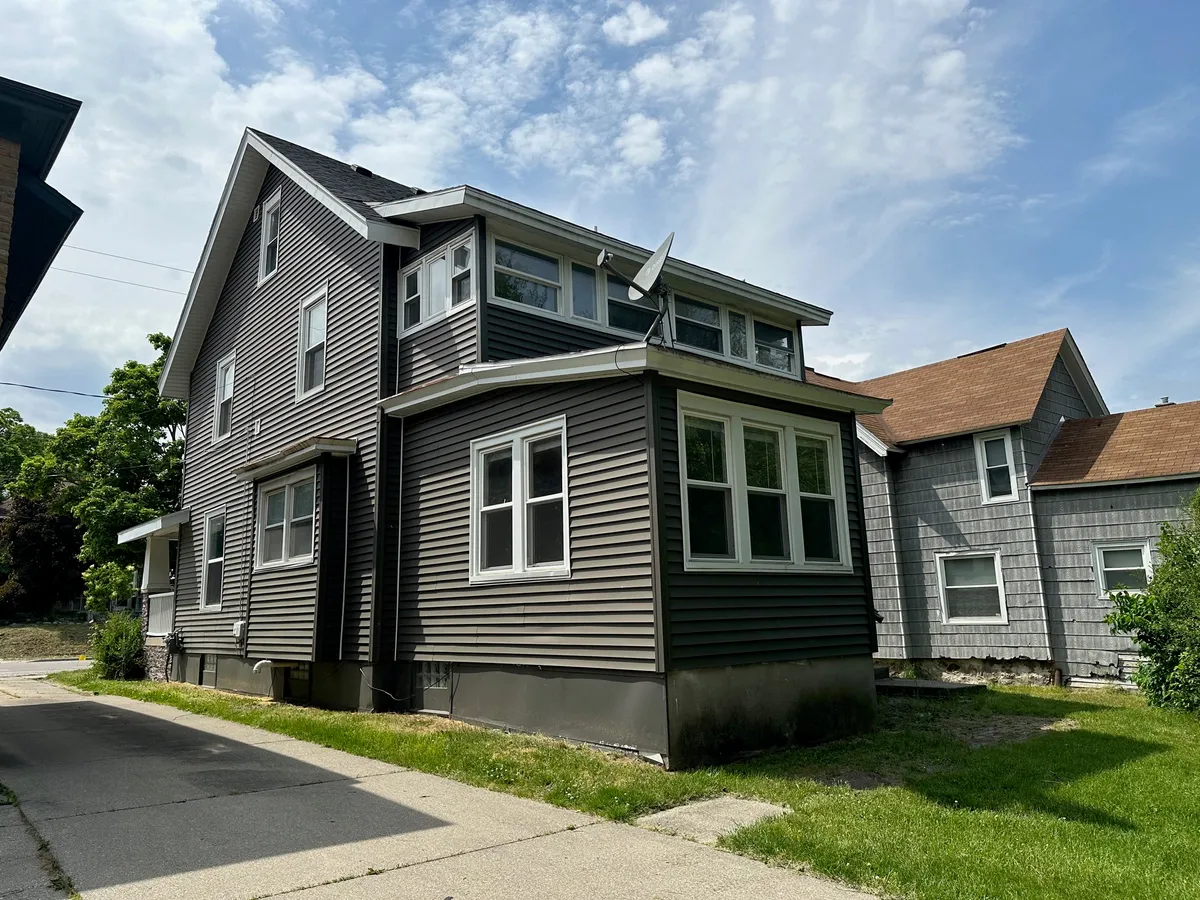 Elston Add. photo 2
