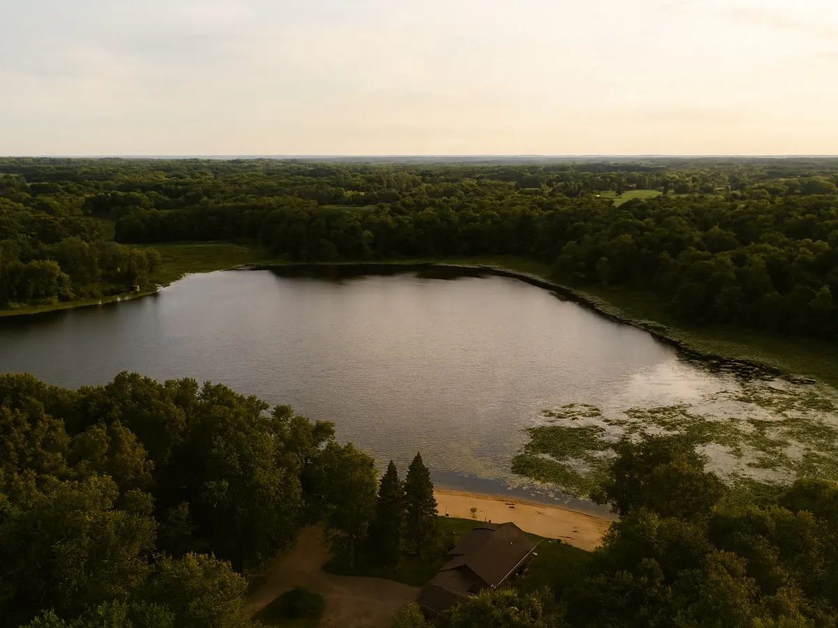 McEwen Lake photo 1