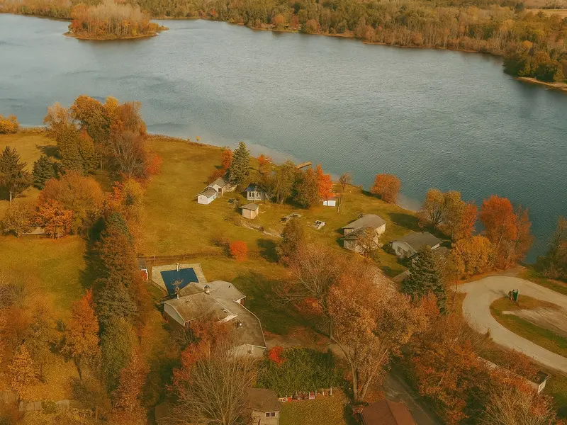 Muskellunge Lake