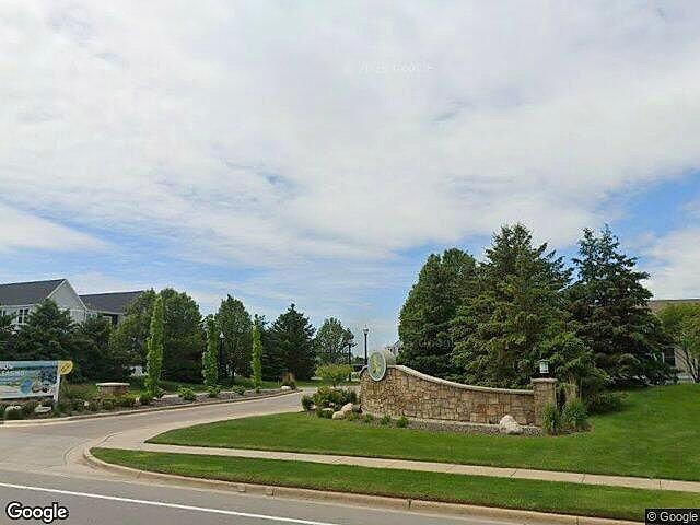 ELMWOOD LAKE CONDOMINIUM photo 2