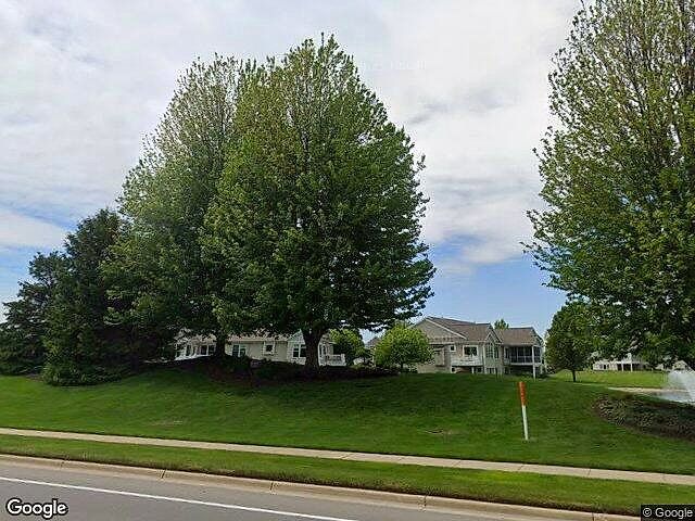 ELMWOOD LAKE CONDOMINIUM photo 6