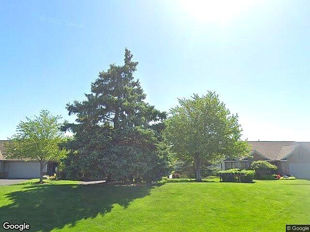 Green Meadow Condominiums photo 4