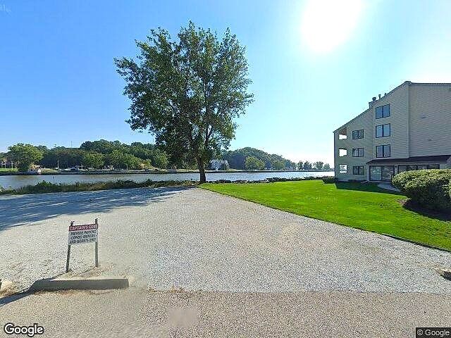 Captains Cove Condominium photo 3