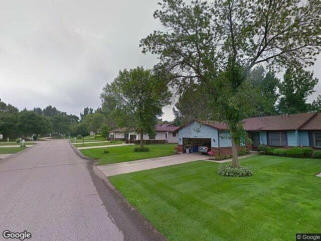 Dean Lake Woods Condominiums photo 4