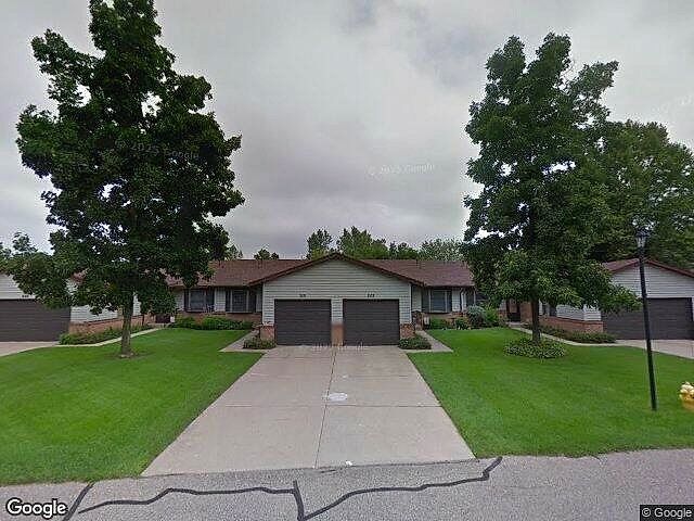 Dean Lake Woods Condominiums photo 10
