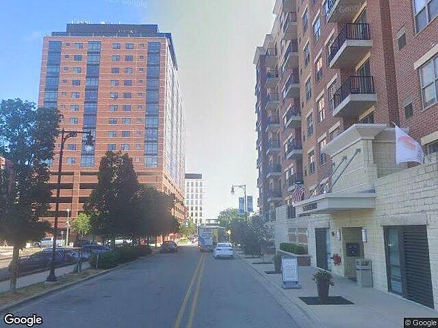 Icon on Bond Condominium photo 5