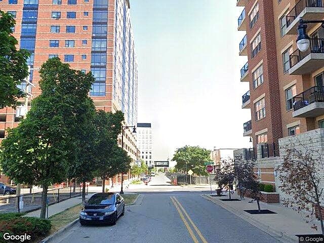 Icon on Bond Condominium photo 8