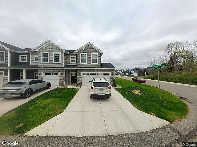 Alderwood Condominiums photo 5