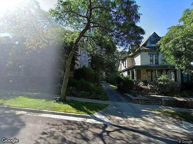 Fountain View photo 2