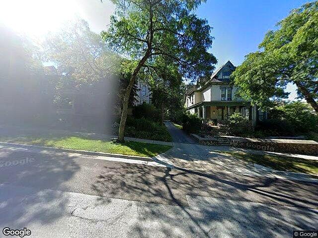 Fountain View photo 3